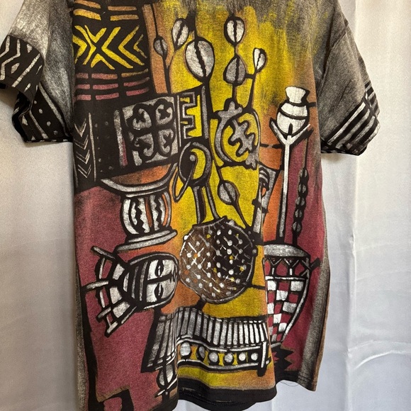 Abstract Art Graphic Tee - Multicolor - Picture 2 of 6